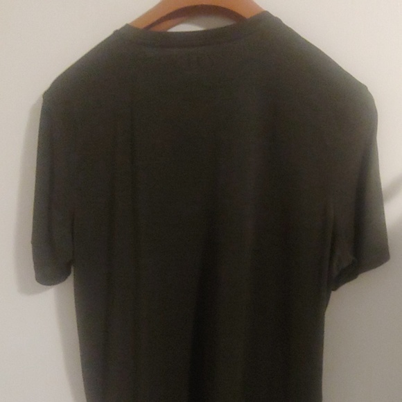 A under armour heat gear shirt UA - Picture 5 of 8